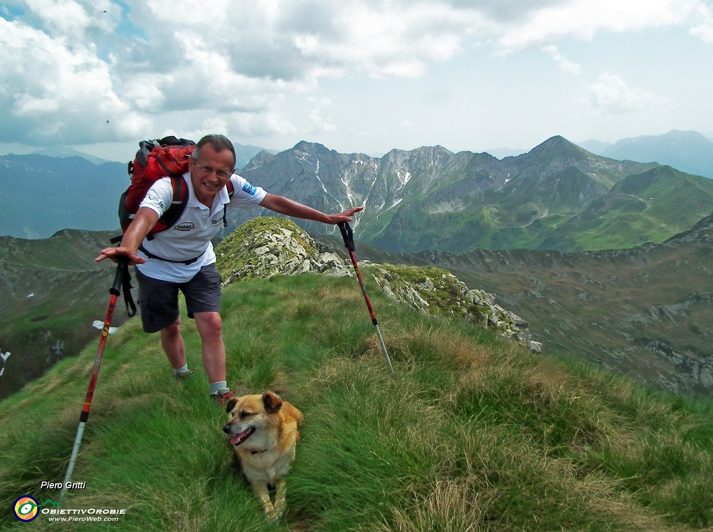 88 In vetta al Pizzo Scala (2429 m) il 21 giu. 2012).JPG